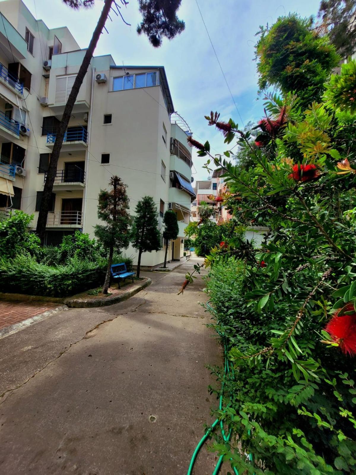 J&A Beachside Apartment Golem  Kültér fotó